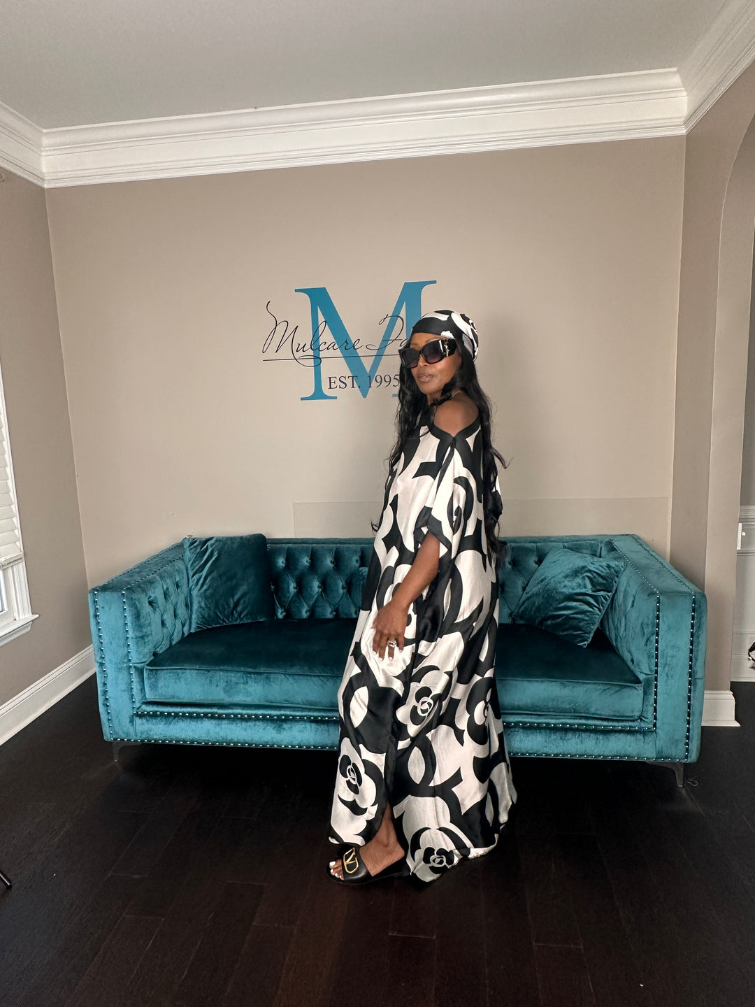Classy & Fabulous Kaftan w/Matching Scarf  -Black & White camellia Print