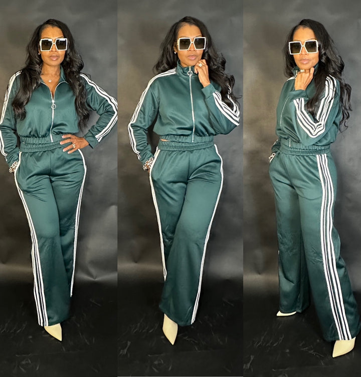 So Chic Lightweight Every Day Wide Legged Jogger Set - Hunter Green