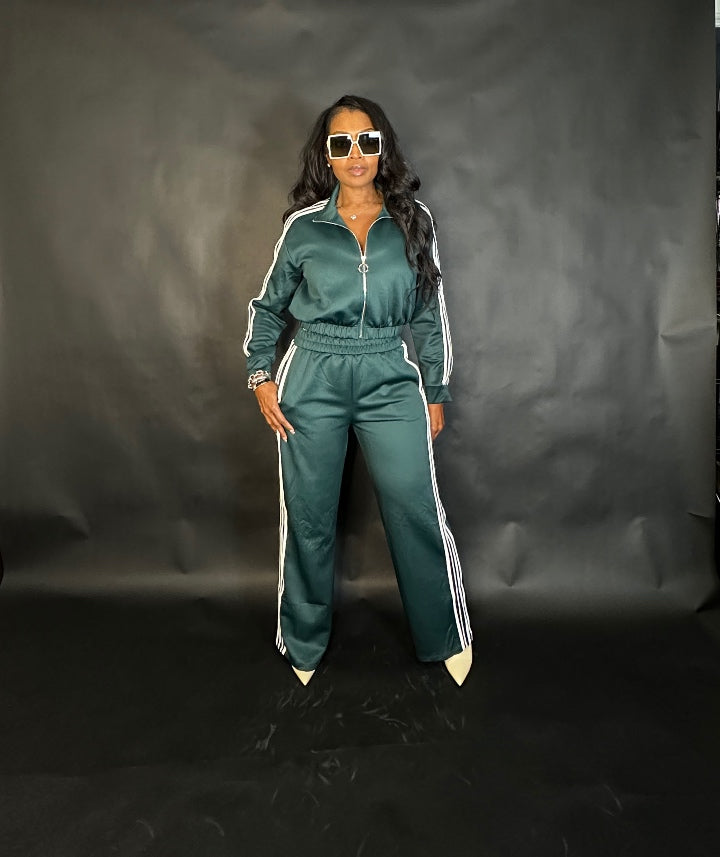 So Chic Lightweight Every Day Wide Legged Jogger Set - Hunter Green