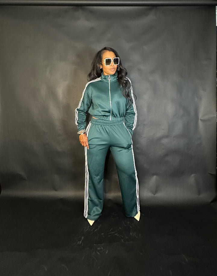 So Chic Lightweight Every Day Wide Legged Jogger Set - Hunter Green