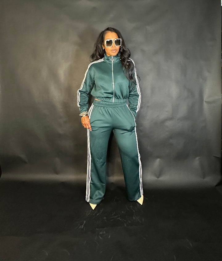 So Chic Lightweight Every Day Wide Legged Jogger Set - Hunter Green