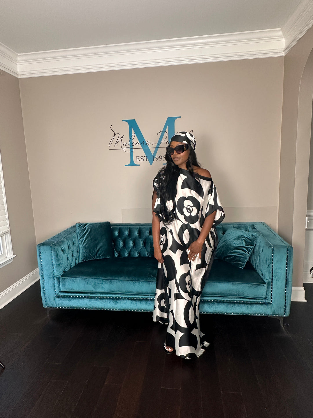 Classy & Fabulous Kaftan w/Matching Scarf  -Black & White camellia Print