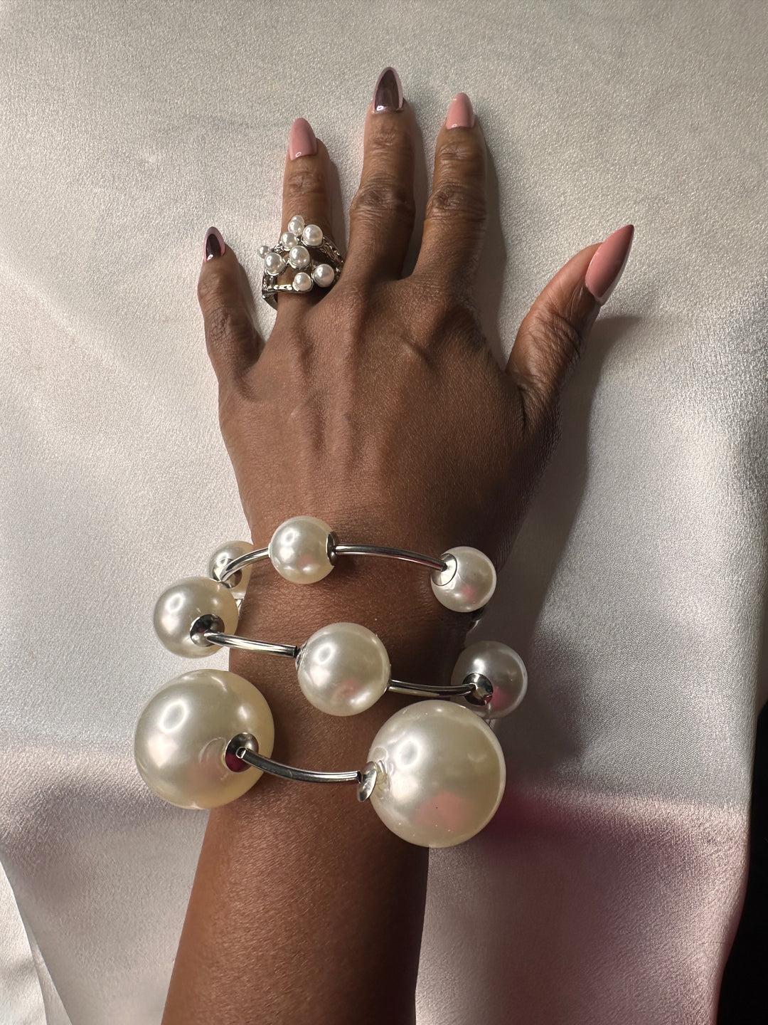 Stretch Pearl Cluster Ring - Silver