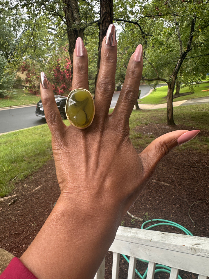 Oversized Bold Oval Long Stone Accent Stretch Ring - Light Green Peridot