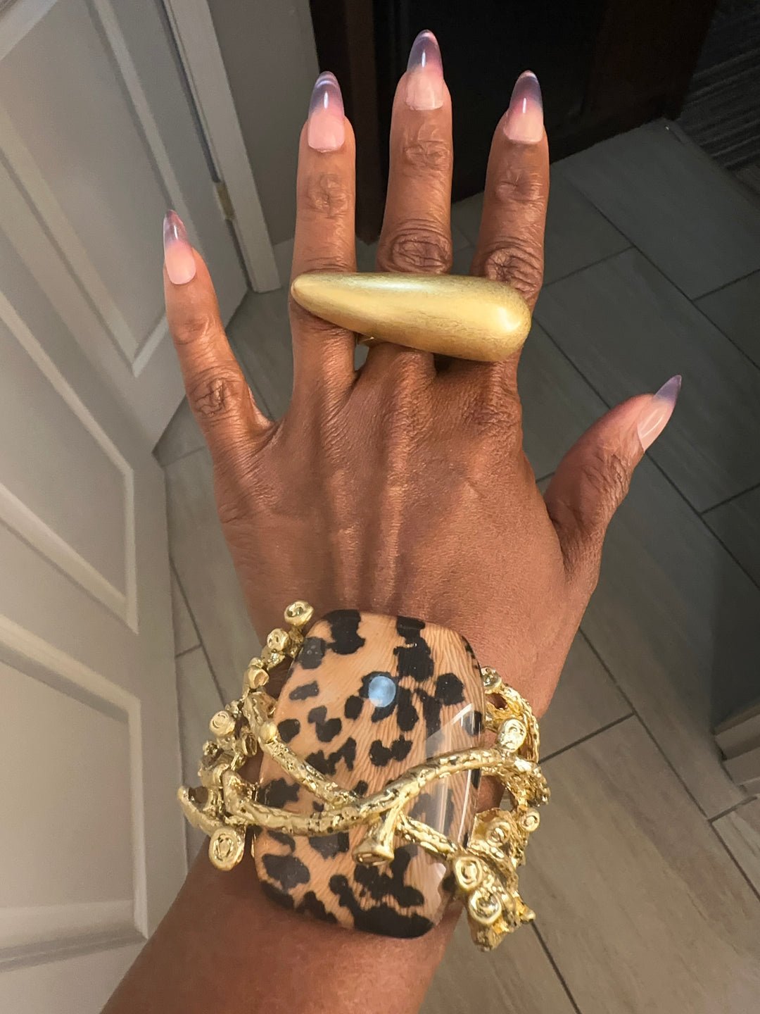 Bold Sculpted Leopard Hinged Bangle Bracelet