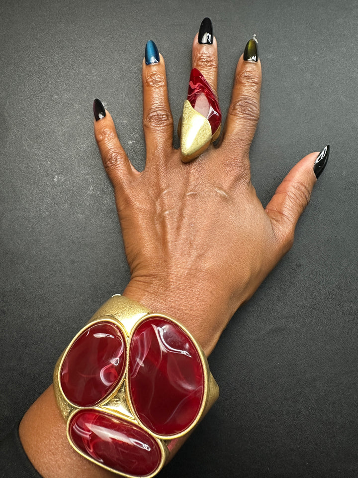 Picasso Sculpted Hinged Bangle Bracelet -Burgundy