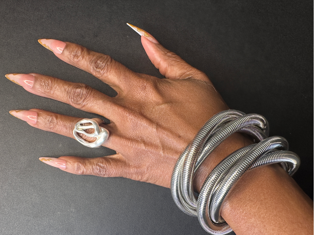 Gold Stretch Scribble Accent Ring