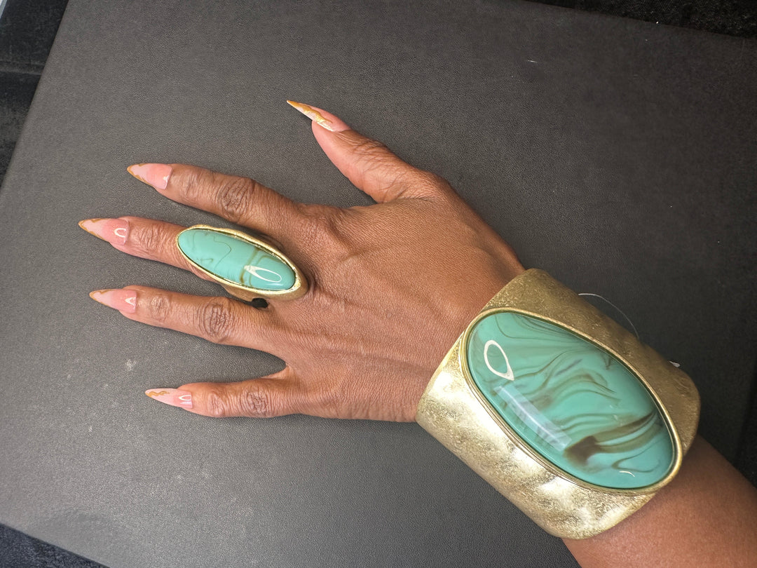 Oversized Bold Skinny Oval Long Stone Accent Stretch Ring - Turquoise