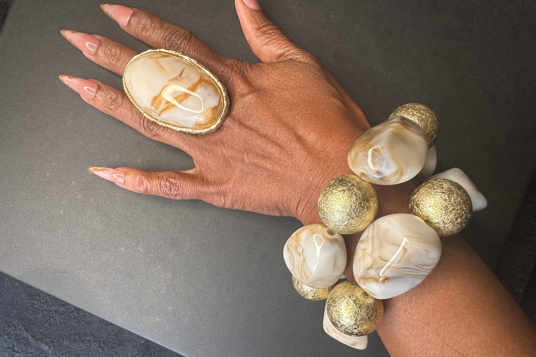 Halo Stretch Beaded Bracelet  - Gold Cream Blend