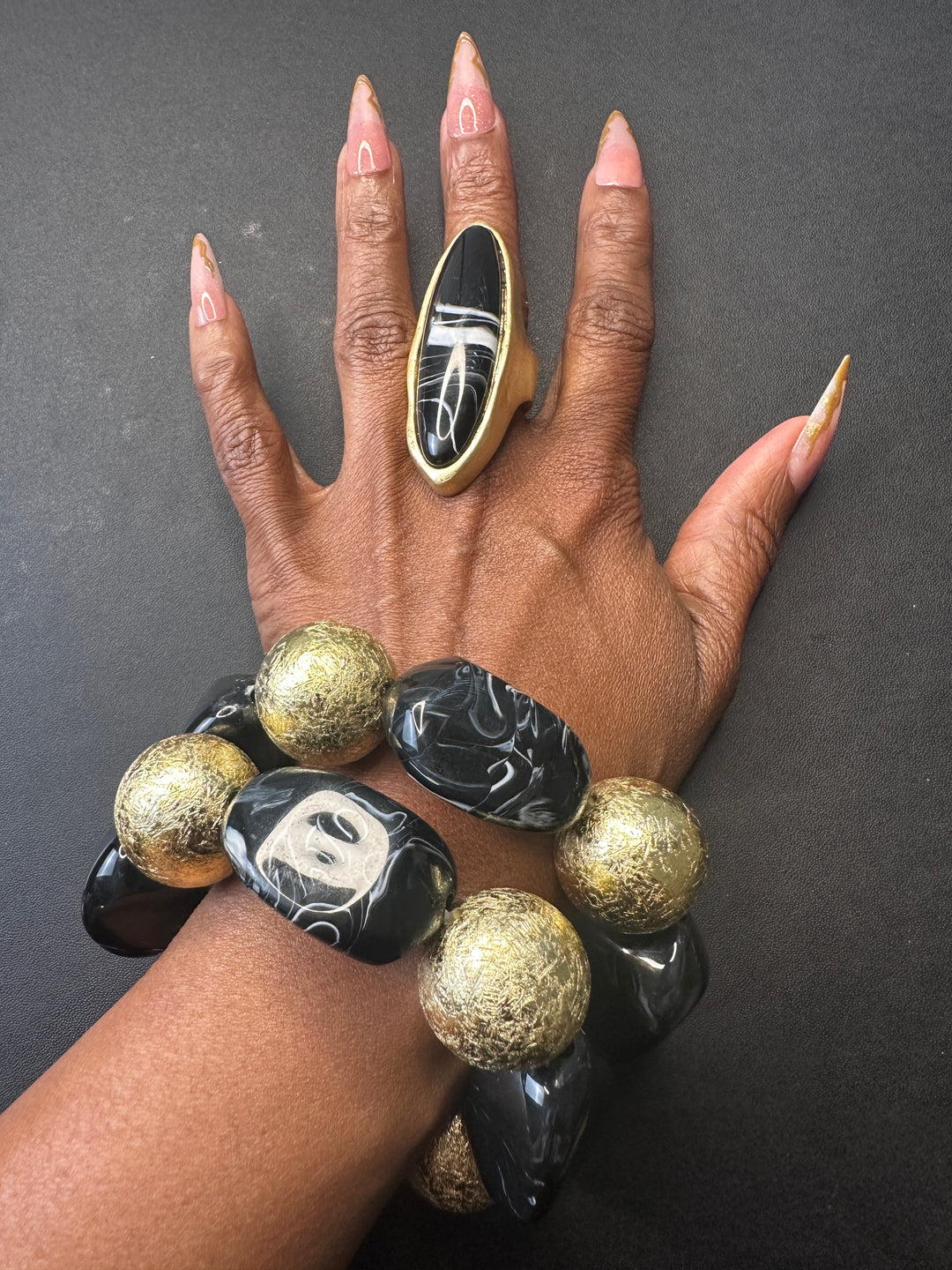 Oversized Bold Skinny Oval Long Stone Accent Stretch Ring - Black