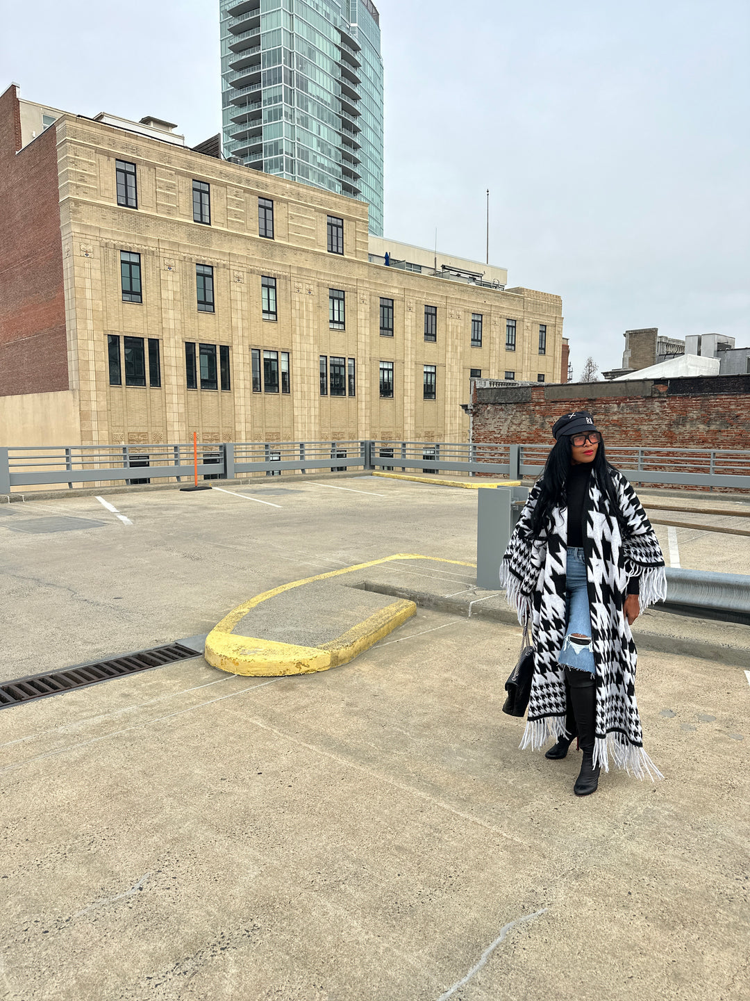 Rich Auntie Winter Fashion Kimono Coat - Black and White Houndstooth Blend Ships 1/30