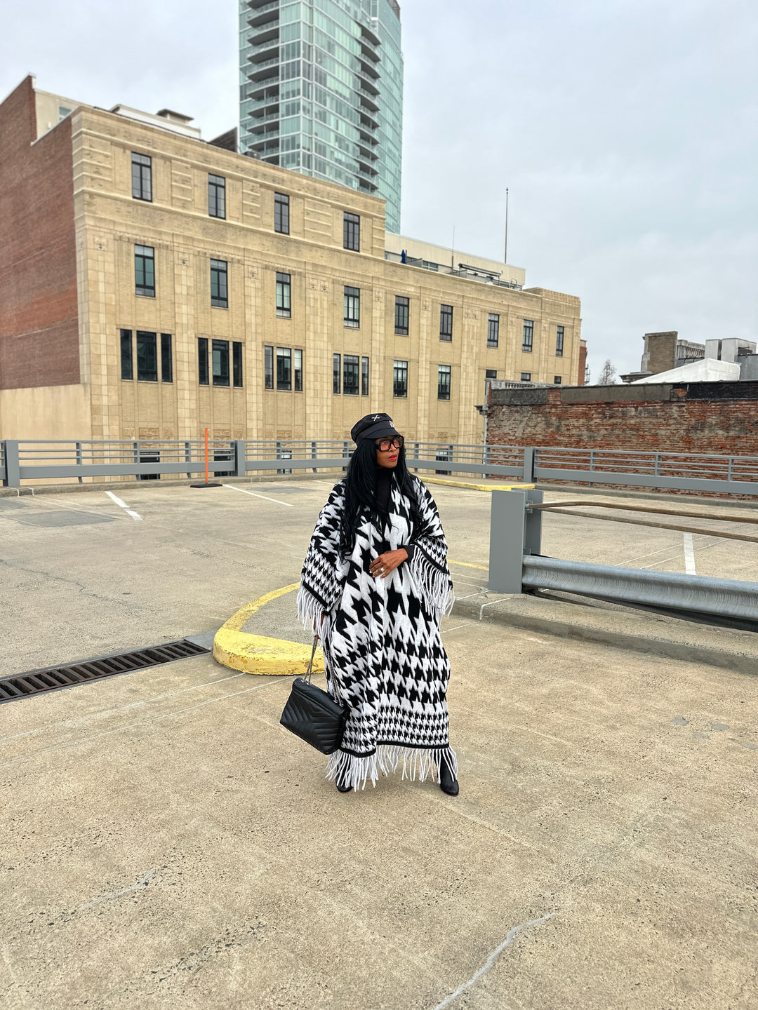 Rich Auntie Winter Fashion Kimono Coat - Black and White Houndstooth Blend Ships 1/30