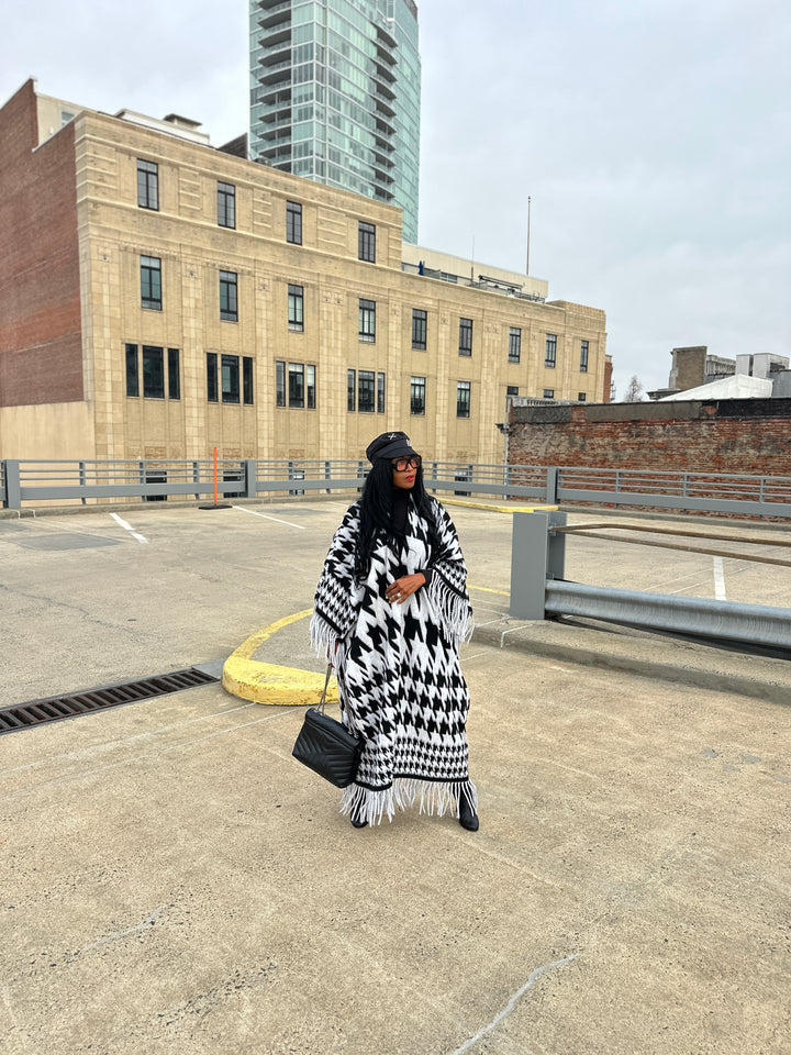 Rich Auntie Winter Fashion Kimono Coat - Black and White Houndstooth Blend Ships 1/30