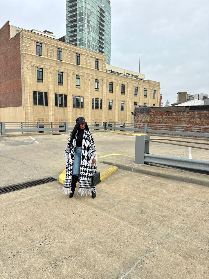 Rich Auntie Winter Fashion Kimono Coat - Black and White Houndstooth Blend Ships 1/30