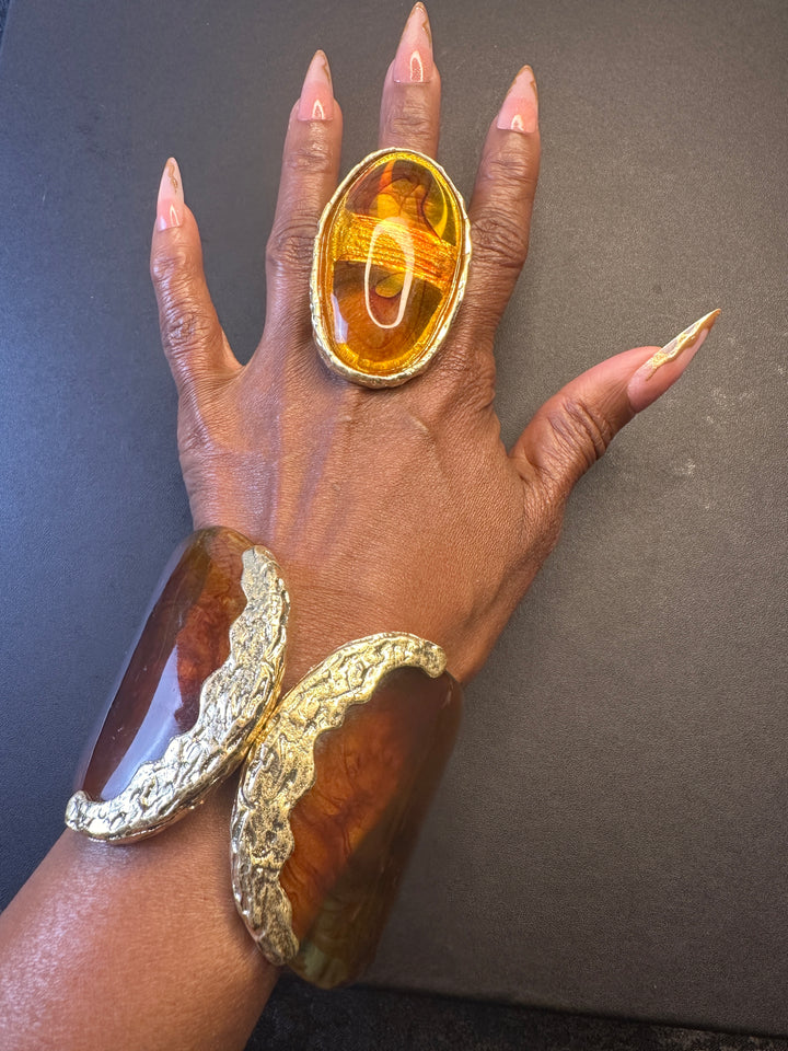 Wide Bold Sculpted Hinged Bangle Clam  Bracelet - Amber Topaz