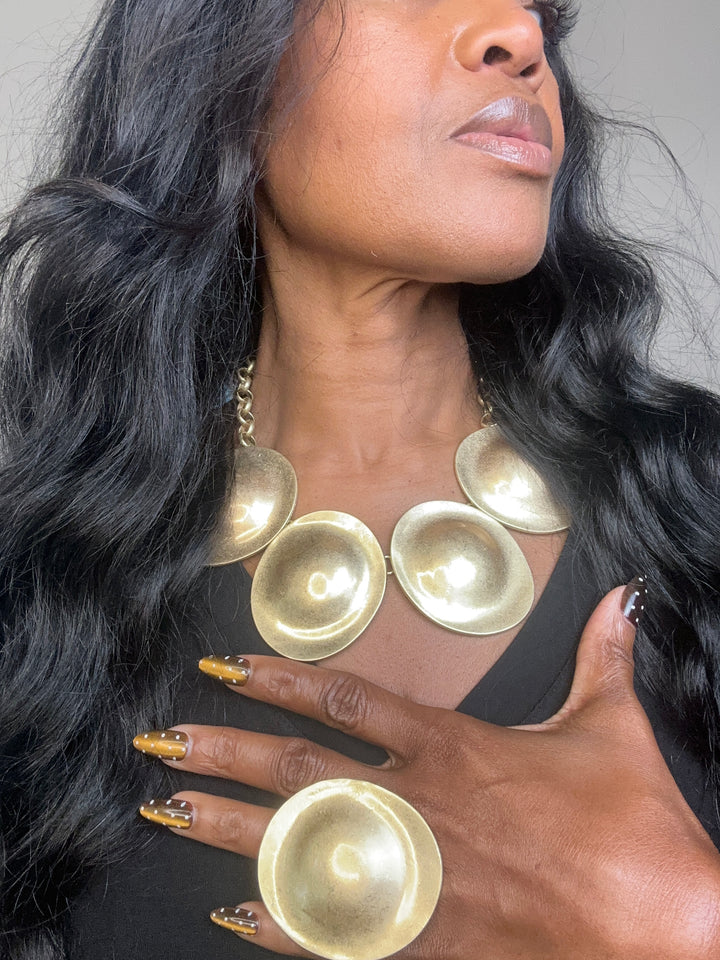 Chunky Fashion Plate Necklace - Gold