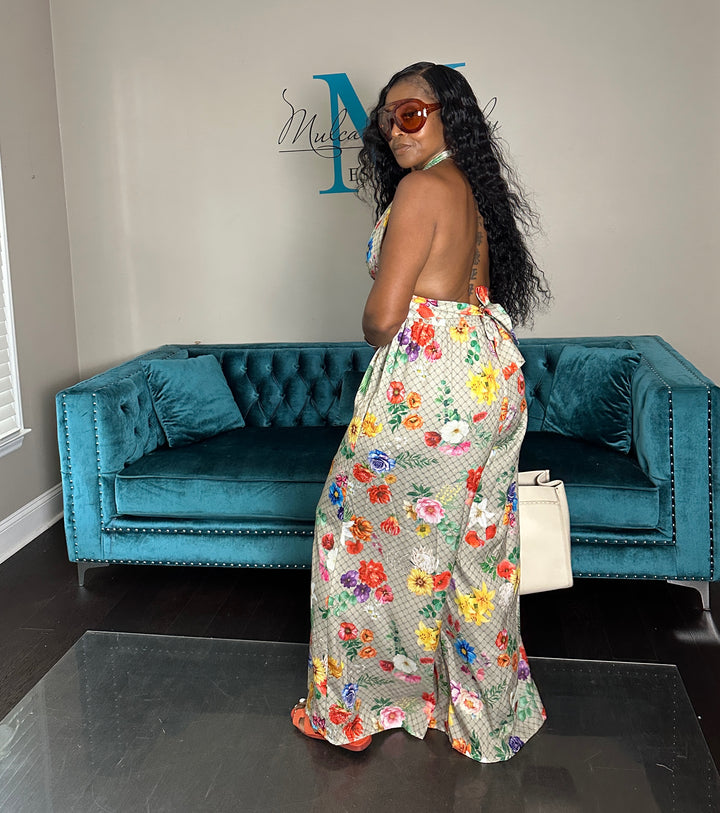 Garden party Open Back Halter Jumpsuit - Tan Floral Blend