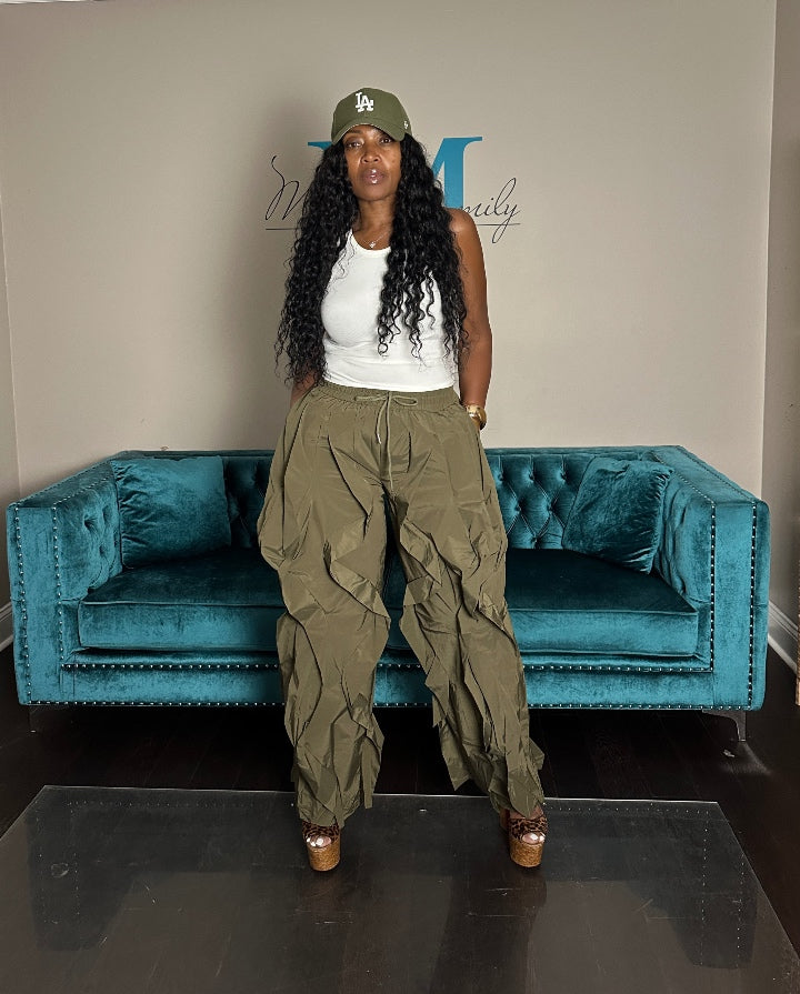 NEW All the Frills Cargo Pants - Olive