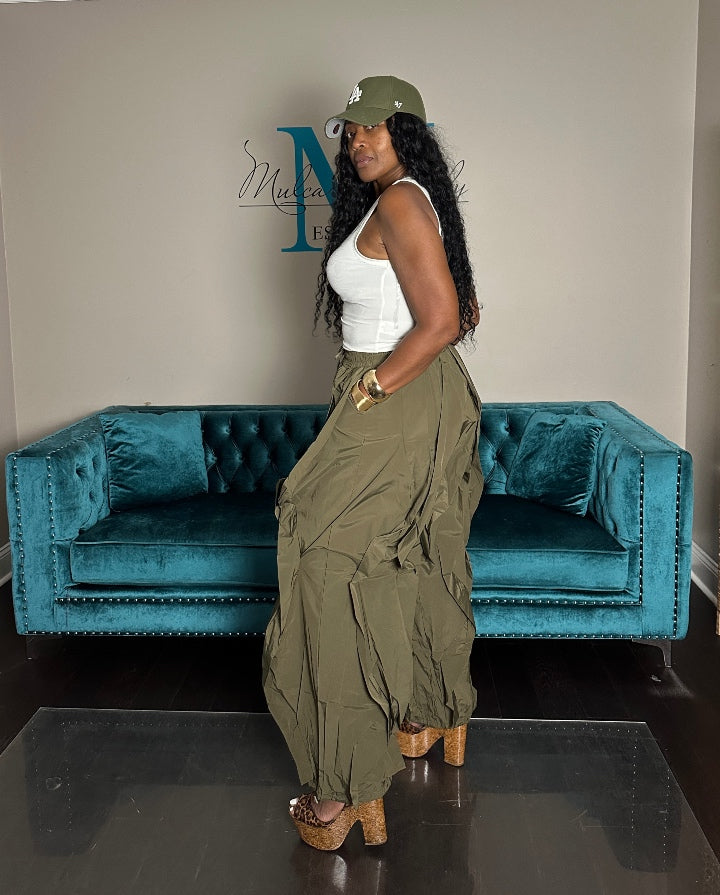 NEW All the Frills Cargo Pants - Olive