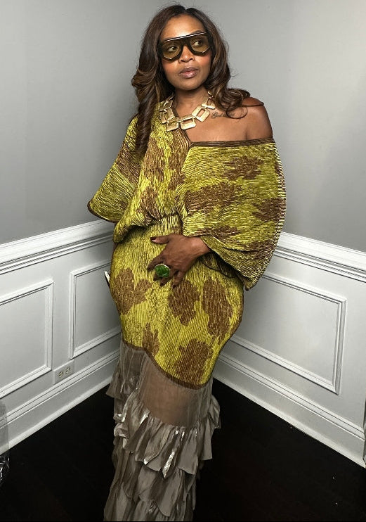 PRE-ORDER All the drama v neck maxi dress - chocolate brown and kiwi green blend Ships 9/4