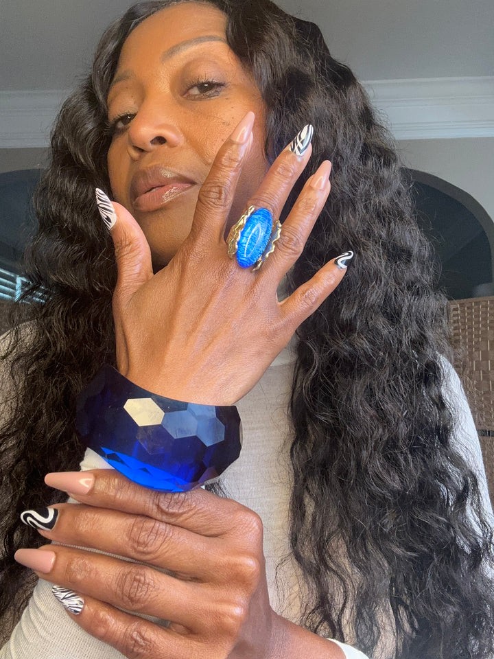 Oversized Bold Oval Long Stone Accent Stretch Ring -Electric Blue