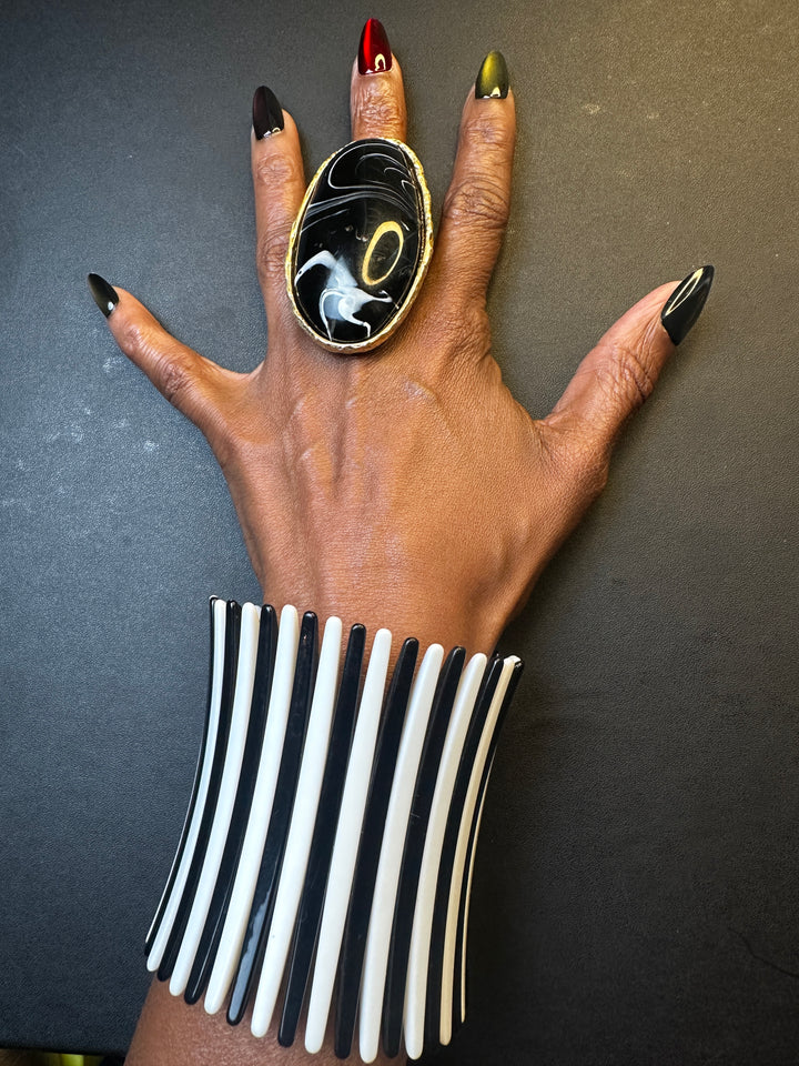 Stretch Cone Black and White Bracelet