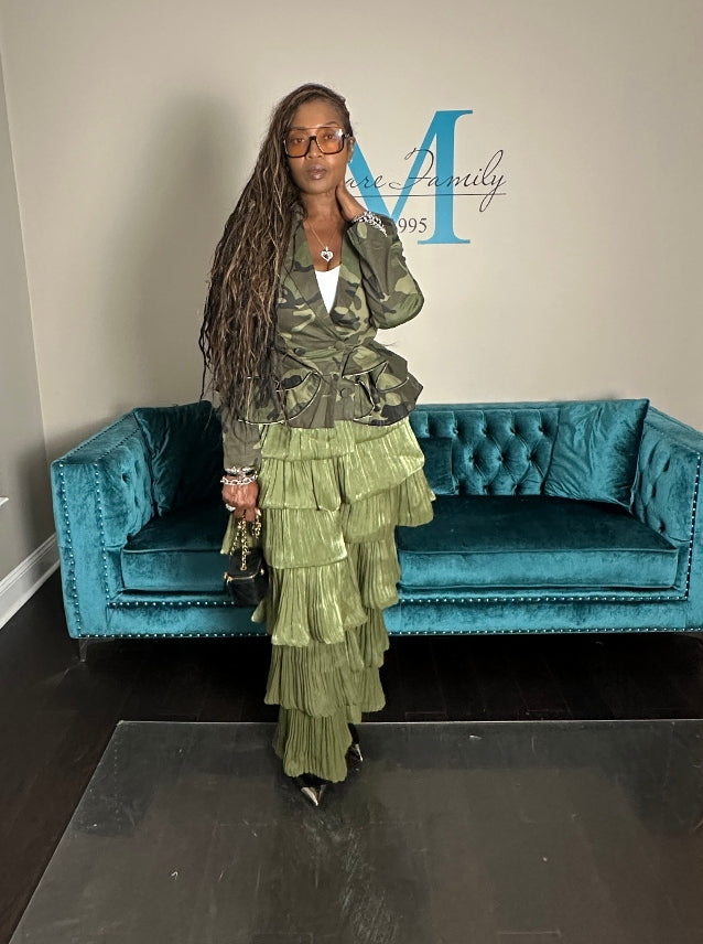 Long Sleeve Camo Stretch Peplum Zipper Tiered Jacket