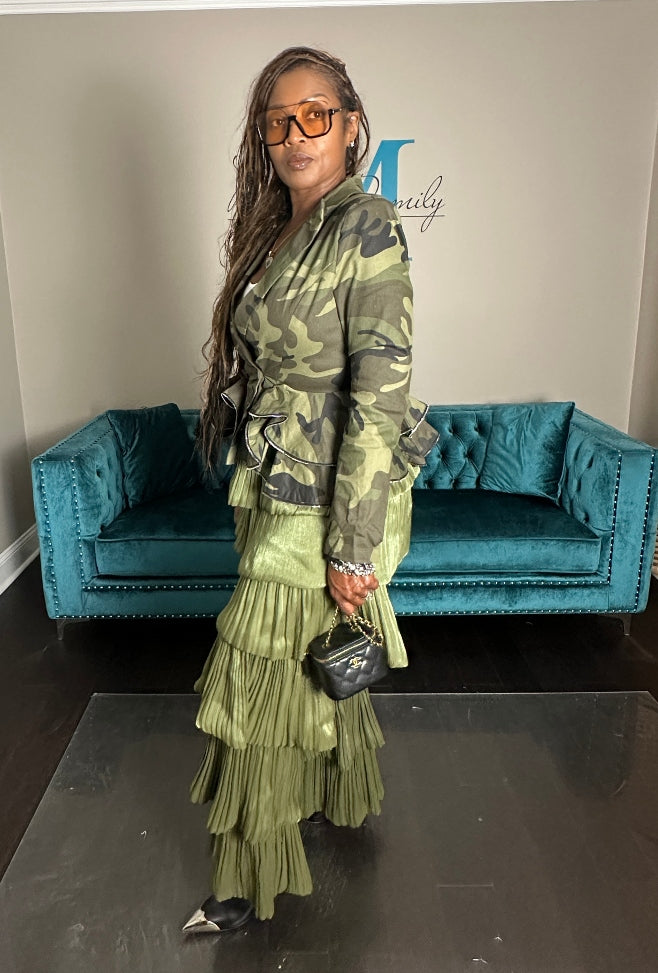 Long Sleeve Camo Stretch Peplum Zipper Tiered Jacket