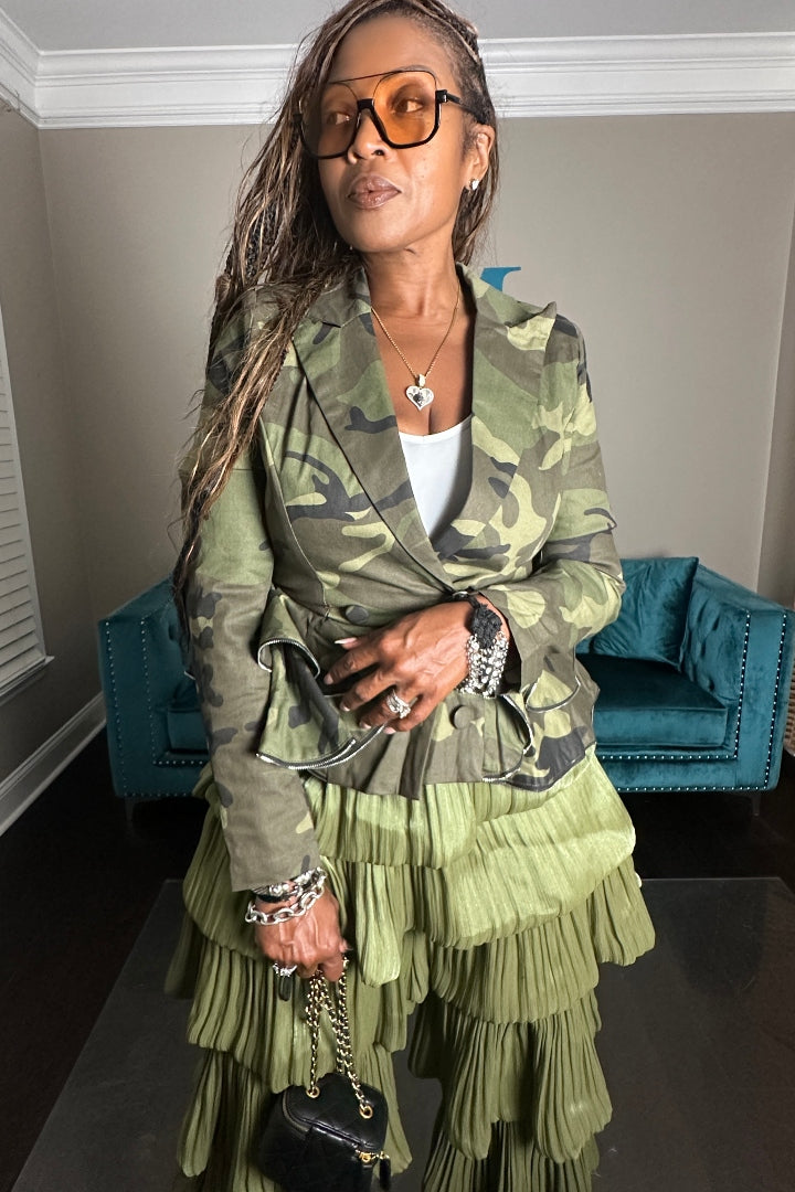 Long Sleeve Camo Stretch Peplum Zipper Tiered Jacket