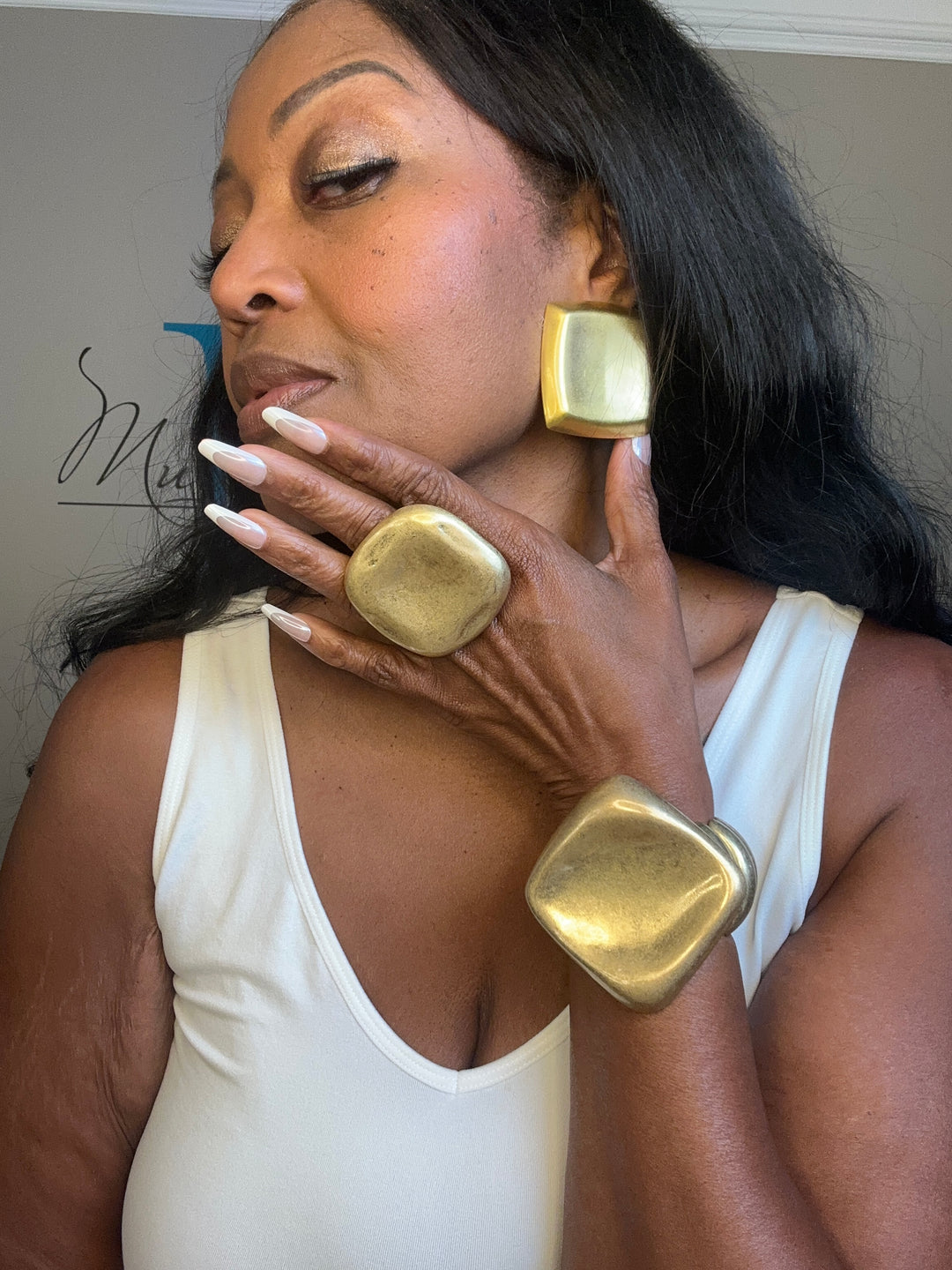 Square Oversize Stud Earrings - Gold