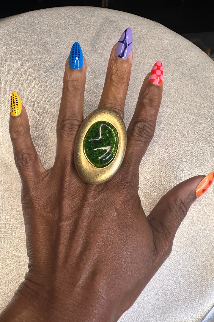 Oversized Bold Dome Accent Stretch Ring - Emerald