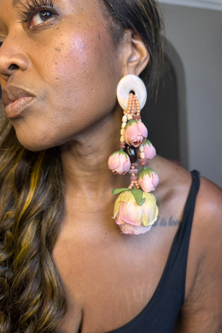 Oversized Bold Floral Resin Drop Statement Earrings - Pink