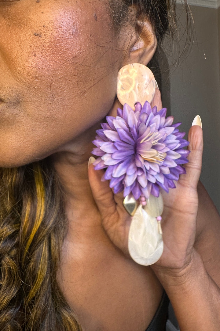 Oversized Bold Floral Resin Drop Statement Earrings - Lavender