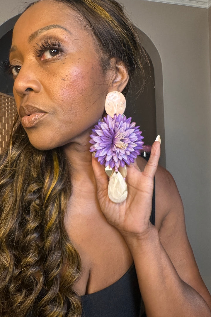 Oversized Bold Floral Resin Drop Statement Earrings - Lavender