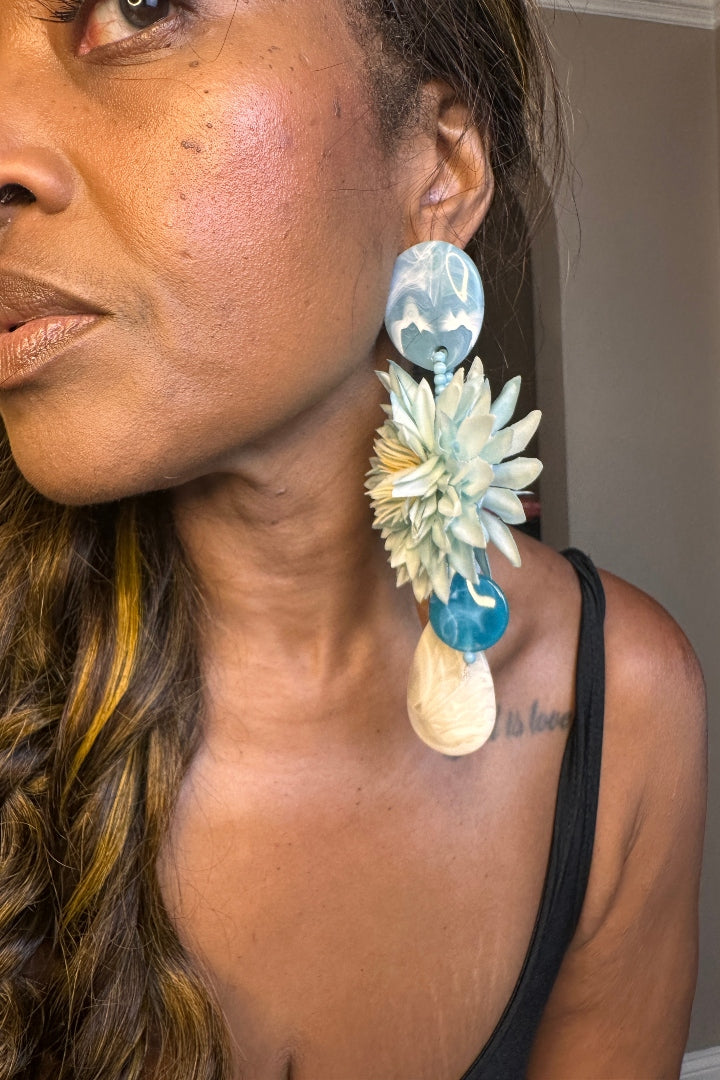 Oversized Bold Floral Resin Drop Statement Earrings - Mint Blue