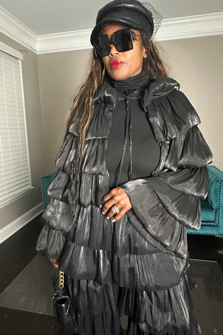 LUXE All the Vibes  Bubble Hem Black Cropped Cape Jacket