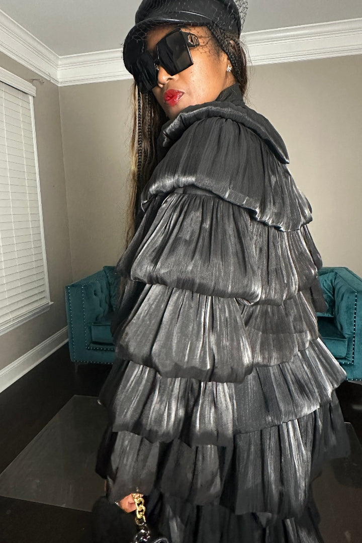 LUXE All the Vibes  Bubble Hem Black Cropped Cape Jacket