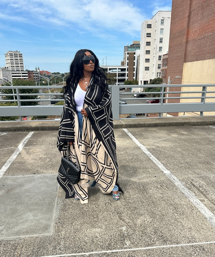 Rich Auntie Winter Fashion Black and White Geometric Kimono Coat - Black and cream Blend Ships 10/10