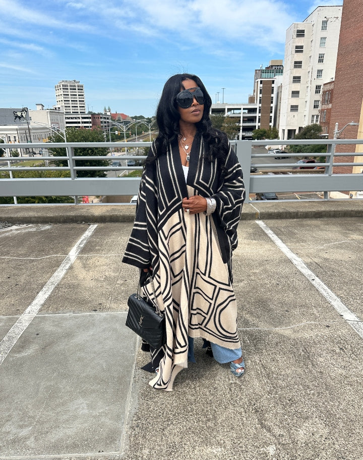 Rich Auntie Winter Fashion Black and White Geometric Kimono Coat - Black and cream Blend Ships 10/10