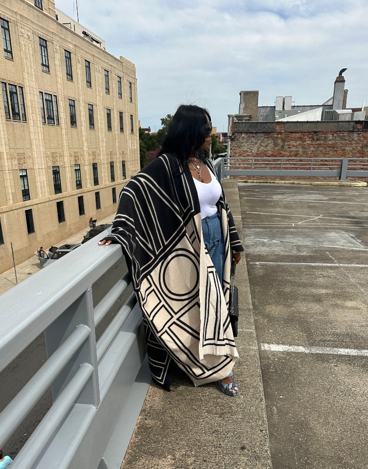 Rich Auntie Winter Fashion Black and White Geometric Kimono Coat - Black and cream Blend Ships 10/10