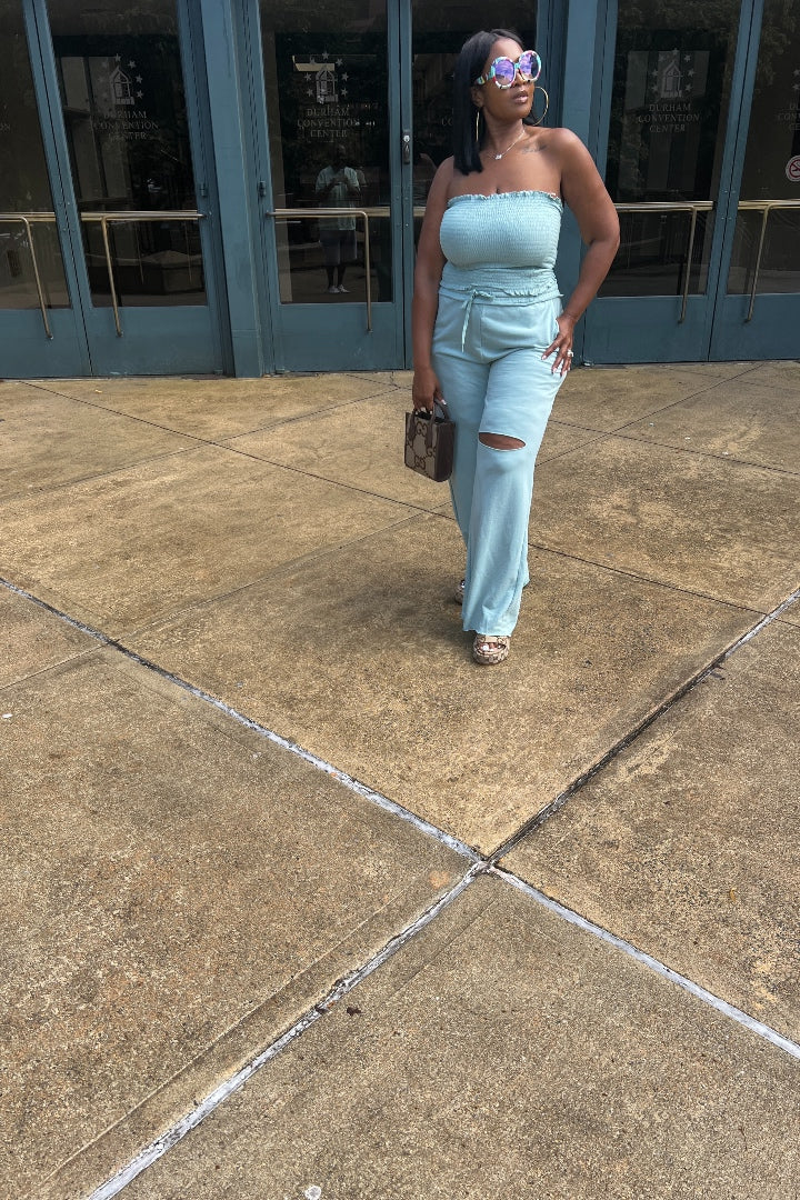 Travel Chic Every Day Split Knee Wide Leg Pants - Light Sage Green