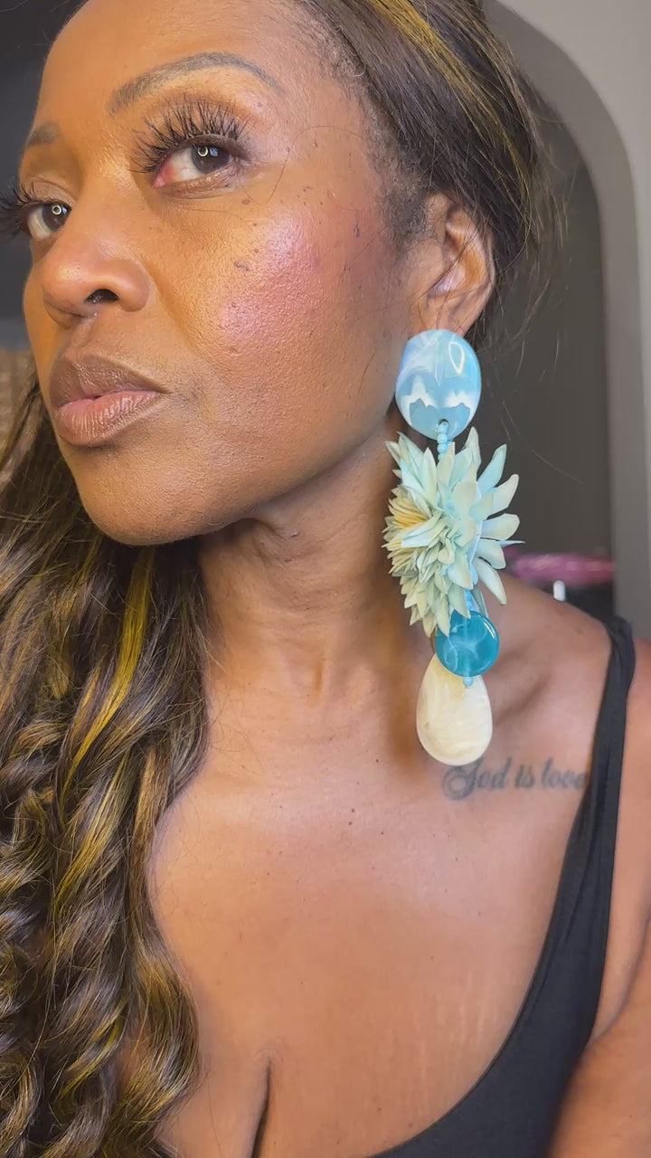 Oversized Bold Floral Resin Drop Statement Earrings - Mint Blue