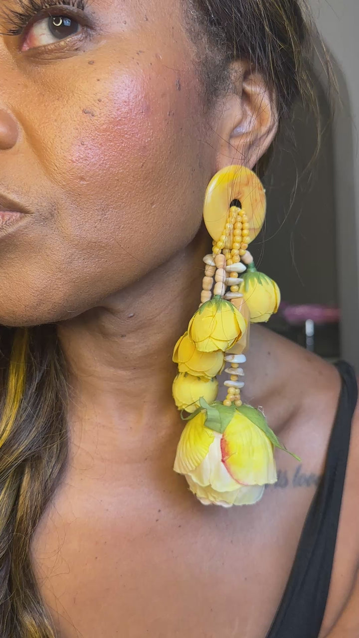 Oversized Bold Floral Resin Drop Statement Earrings - Yellow