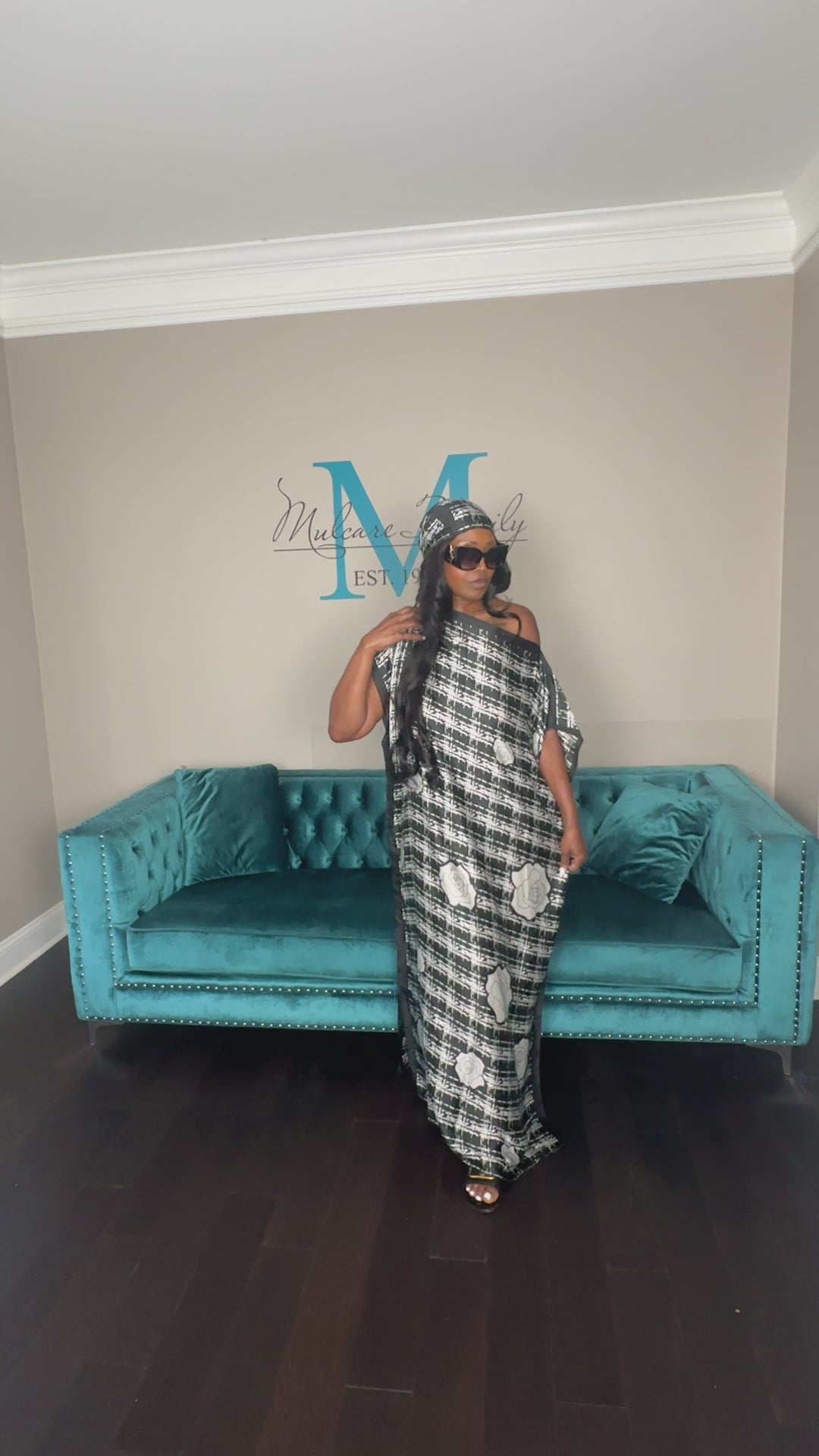 Classy & Fabulous Kaftan w/Matching Scarf  -Black & White camellia Print (Copy)